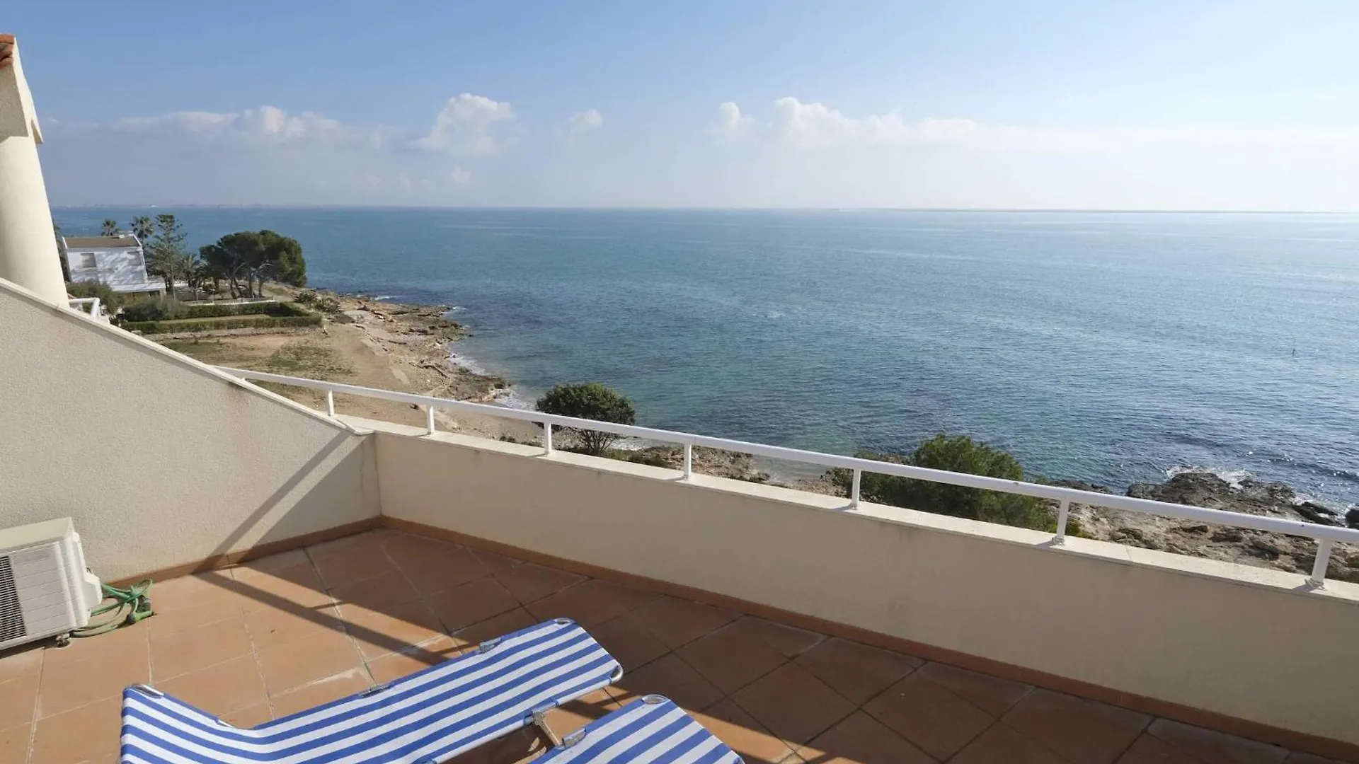 Apartment Ona De Mar By Interhome location